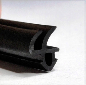 Уплотнитель Саламандер 5234 глухой черн 